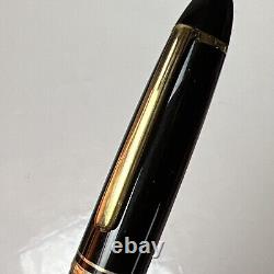 MONTBLANC 14K Gold 585 MEISTERSTUCK 4810 Piston Fountain Pen Black