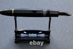 Mont Blanc Meisterstuck 149 Black And Gold Fountain Pen