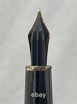 Montblanc Black Meisterstuck 144 Classique Fountain Pen 14K Nib, Gold trim
