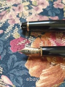 Montblanc Meisterstuck 144 Black & Gold 14K Fountain Pen EF Nib Boxed