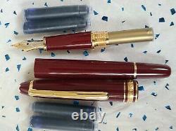Montblanc Meisterstuck, 144 Red 14K Gold Nib W-Germany Very Nice Working Conditio