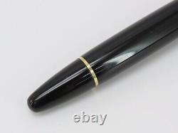 Montblanc Meisterstuck 146 FOUNTAIN PEN GOLD NIB 14K 585 SIZE M Used