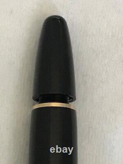 Montblanc Meisterstuck 146 Fountain Pen, 14K Medium Nib-New