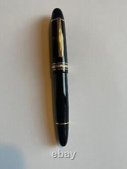 Montblanc Meisterstuck No. 149 Fountain Pen 18k Gold Nib