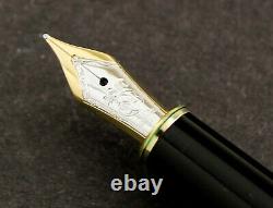 Montblanc Meisterstuck Pinstripe Fountain Pen (Dealer Tester) Cr. 1900's