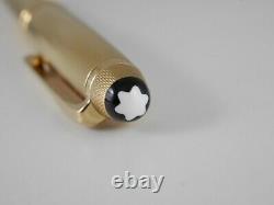 Montblanc Meisterstuck Solitaire Gold Plated Barley Fountain Pen EF