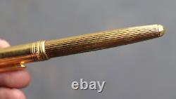 Montblanc Meisterstuck Solitaire Pinstripe Gold Plated Fountain Pen 4810 18K Nib