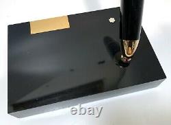 Vintage MontBlanc Meisterstuck 149 Fountain Pen 14K Gold Nib holder Desk Set