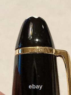 Vintage Montblanc Meisterstuck 146 Fountain Pen 14kt Gold Nib With Original Box
